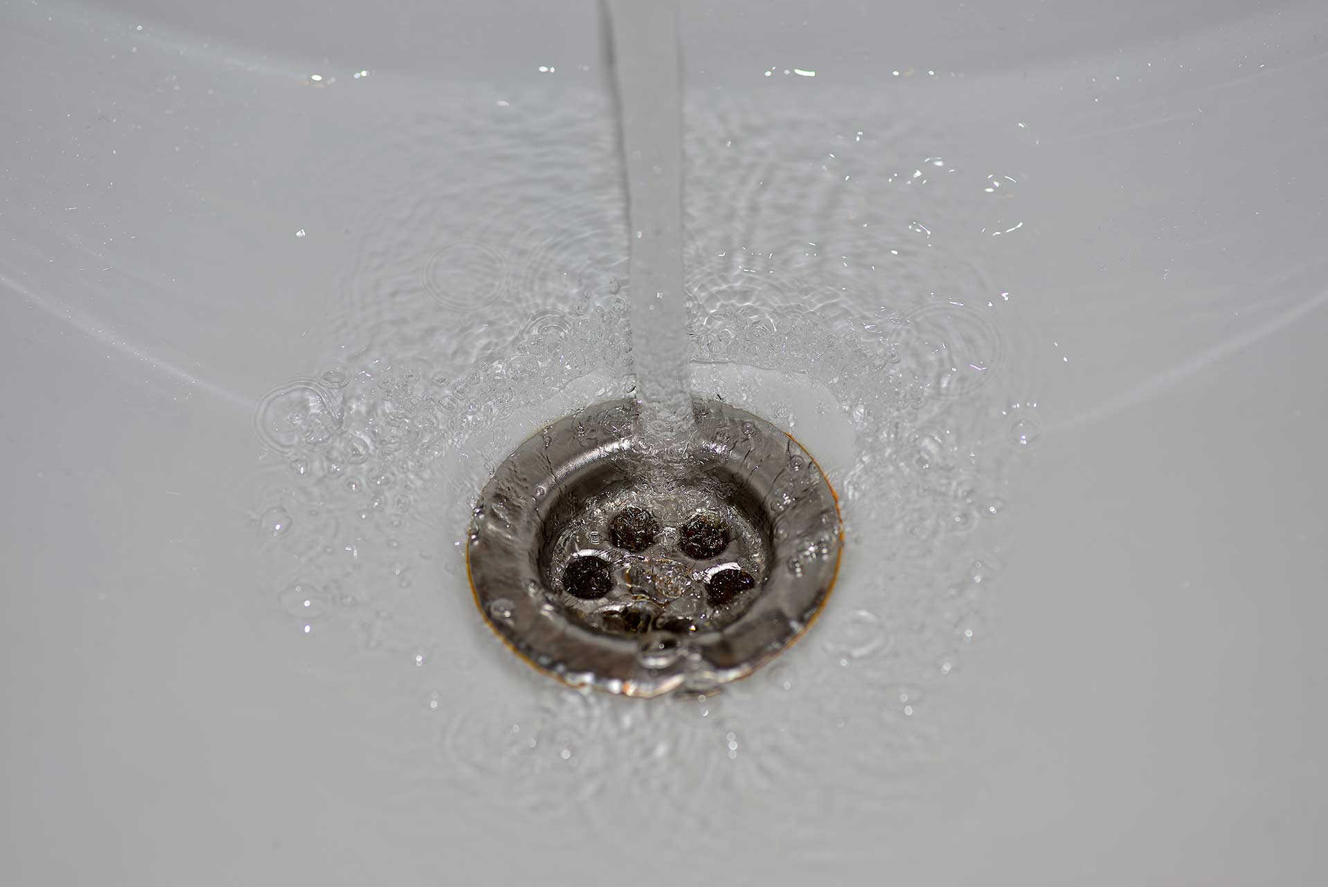 A2B Drains provides services to unblock blocked sinks and drains for properties in Thornton.